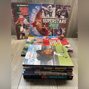 Lot Of 12 Assorted Sports Youth Books NFL NBA Sports Illustrated Superstars FAIR